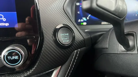 FORD PUMA 1.0 EcoBoost Hybr mHEV 155 ST-Line Vignale DCT