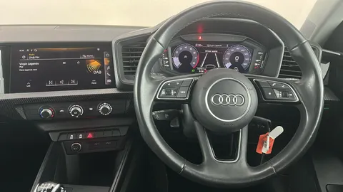 AUDI A1 25 TFSI Technik