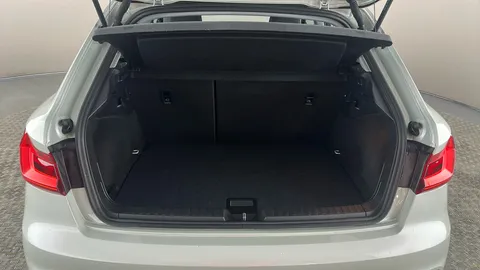 AUDI A1 25 TFSI Technik