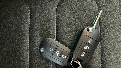 CITROEN C3 1.2 PureTech 110 Shine Plus EAT6