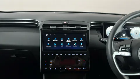 HYUNDAI TUCSON 1.6 TGDi SE Connect 2WD