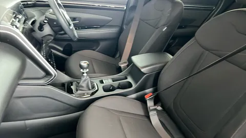 HYUNDAI TUCSON 1.6 TGDi SE Connect 2WD