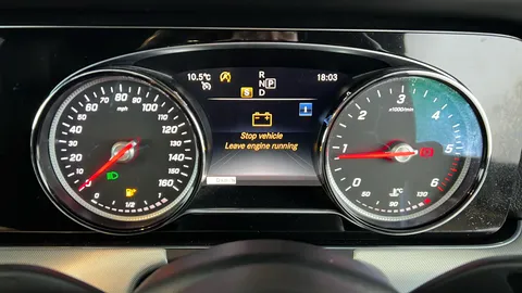 MERCEDES-BENZ E CLASS E220d AMG Line Premium 9G-Tronic