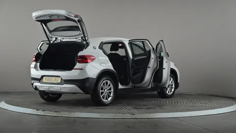 BMW X2 sDrive 18i SE
