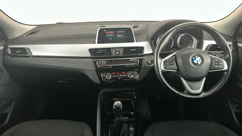 BMW X2 sDrive 18i SE