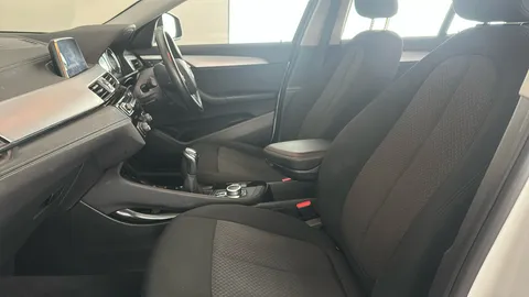 BMW X2 sDrive 18i SE