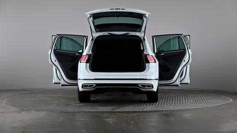 VOLKSWAGEN TIGUAN 1.5 TSI 150 R-Line DSG