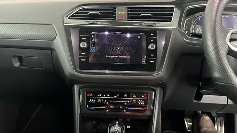 VOLKSWAGEN TIGUAN 1.5 TSI 150 R-Line DSG