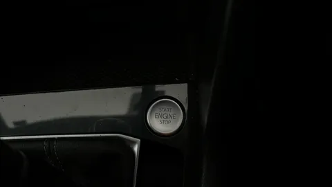 VOLKSWAGEN TIGUAN 1.5 TSI 150 R-Line DSG