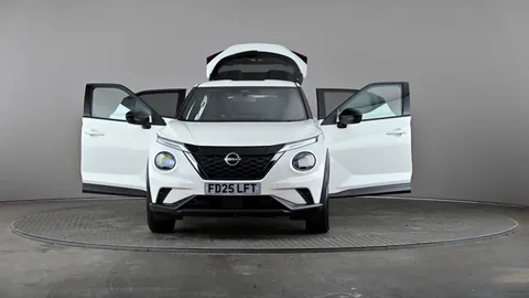 NISSAN JUKE 1.6 Hybrid N-Connecta Auto