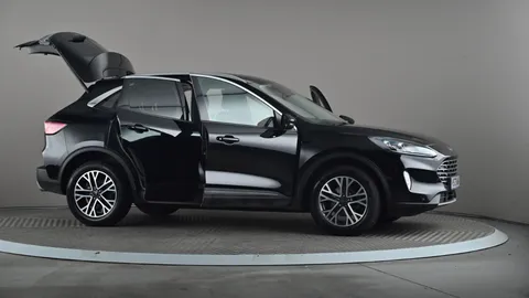 FORD KUGA 1.5 EcoBoost 150 Titanium Edition