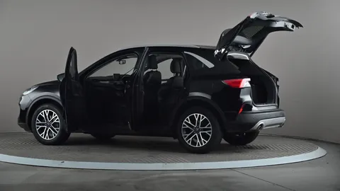 FORD KUGA 1.5 EcoBoost 150 Titanium Edition