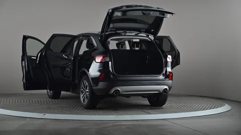 FORD KUGA 1.5 EcoBoost 150 Titanium Edition