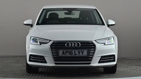 AUDI A4 1.4T FSI Sport