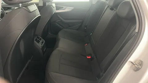 AUDI A4 1.4T FSI Sport