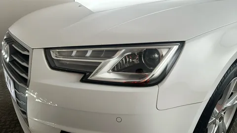 AUDI A4 1.4T FSI Sport