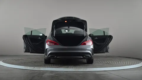 MERCEDES-BENZ CLA CLA 180 AMG Line Edition Tip Auto