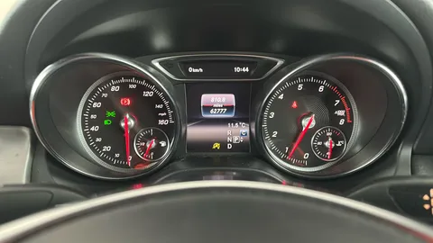 MERCEDES-BENZ CLA CLA 180 AMG Line Edition Tip Auto