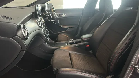 MERCEDES-BENZ CLA CLA 180 AMG Line Edition Tip Auto