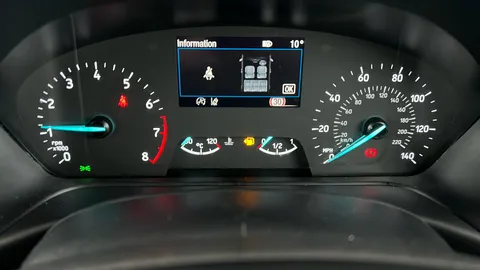 FORD PUMA 1.0 EcoBoost Hybrid mHEV Titanium