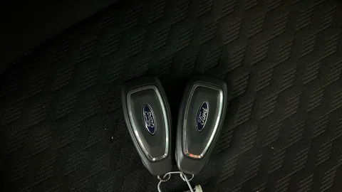 FORD PUMA 1.0 EcoBoost Hybrid mHEV Titanium