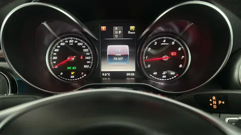 MERCEDES-BENZ C CLASS C200 AMG Line Premium 9G-Tronic