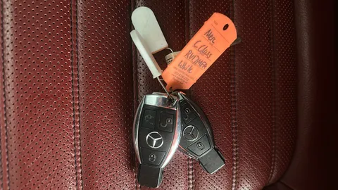 MERCEDES-BENZ C CLASS C200 AMG Line Premium 9G-Tronic