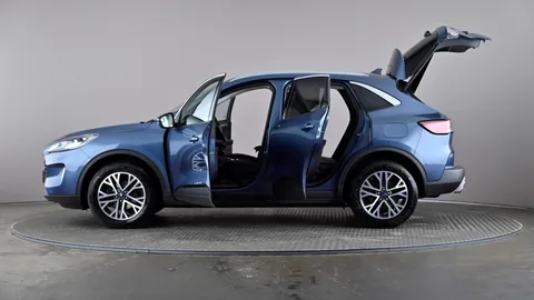 FORD KUGA 1.5 EcoBoost 150 Titanium Edition