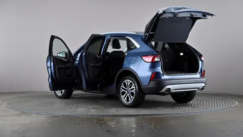 FORD KUGA 1.5 EcoBoost 150 Titanium Edition