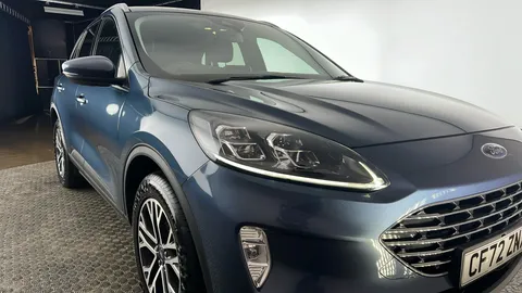 FORD KUGA 1.5 EcoBoost 150 Titanium Edition