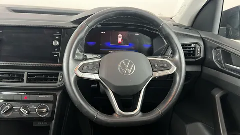 VOLKSWAGEN T-CROSS 1.0 TSI SE