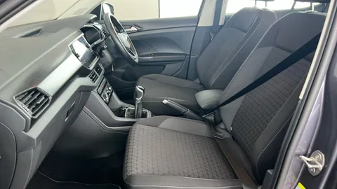 VOLKSWAGEN T-CROSS 1.0 TSI SE