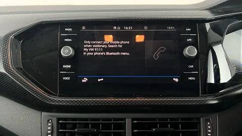 VOLKSWAGEN T-CROSS 1.0 TSI SE