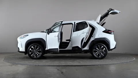 TOYOTA YARIS CROSS 1.5 Hybrid Design CVT