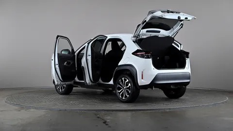 TOYOTA YARIS CROSS 1.5 Hybrid Design CVT