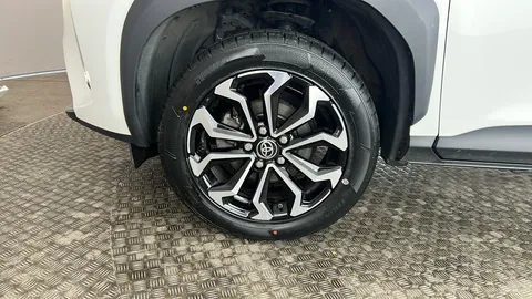 TOYOTA YARIS CROSS 1.5 Hybrid Design CVT