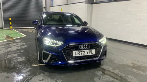 AUDI A4 35 TFSI S Line S Tronic