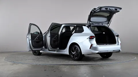 VAUXHALL ASTRA 1.2 Turbo 130 GS Auto