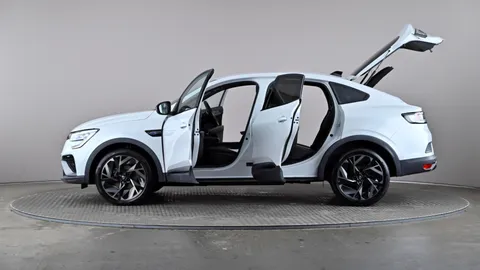 RENAULT ARKANA 1.6 E-Tech FHEV 145 Esprit Alpine Auto