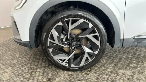 RENAULT ARKANA 1.6 E-Tech FHEV 145 Esprit Alpine Auto