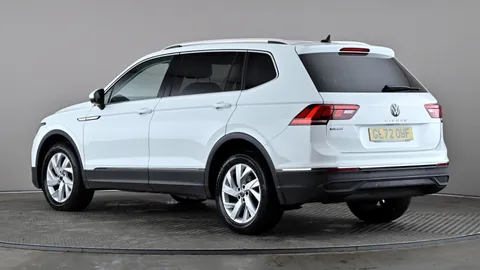 VOLKSWAGEN TIGUAN ALLSPACE 1.5 TSI Life