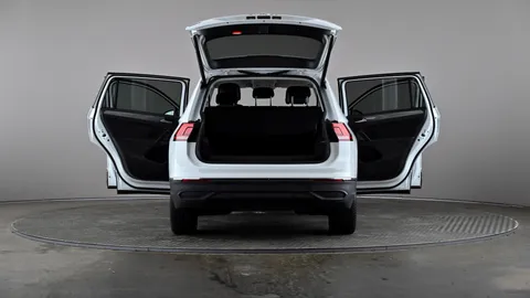 VOLKSWAGEN TIGUAN ALLSPACE 1.5 TSI Life