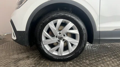 VOLKSWAGEN TIGUAN ALLSPACE 1.5 TSI Life
