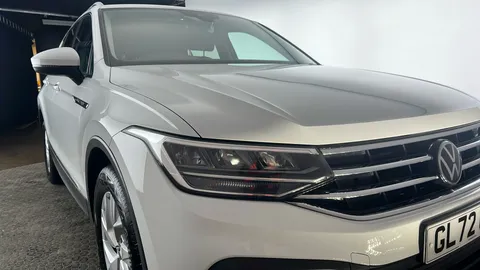 VOLKSWAGEN TIGUAN ALLSPACE 1.5 TSI Life