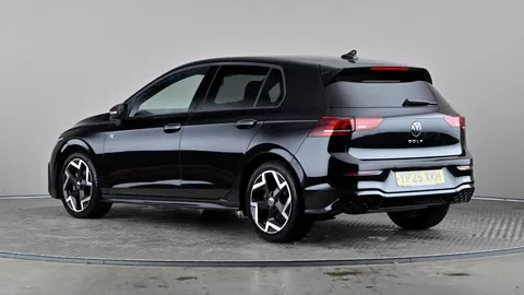 VOLKSWAGEN GOLF 1.5 TSI 150 R-Line