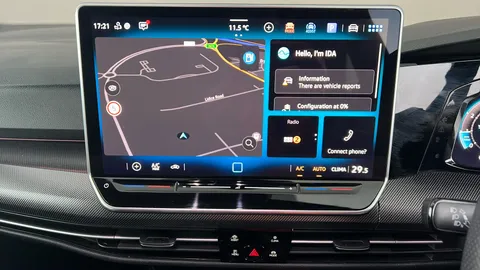 VOLKSWAGEN GOLF 1.5 TSI 150 R-Line