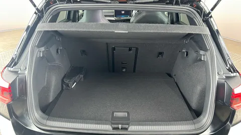 VOLKSWAGEN GOLF 1.5 TSI 150 R-Line