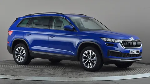 SKODA KODIAQ 1.5 TSI SE Drive DSG [7 Seat]