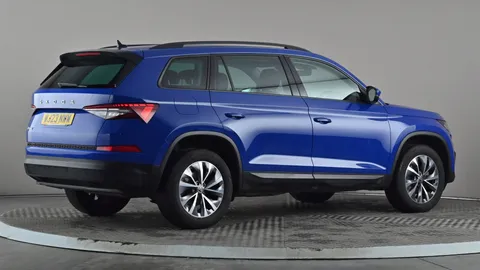 SKODA KODIAQ 1.5 TSI SE Drive DSG [7 Seat]