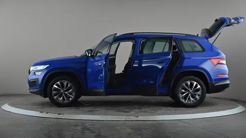 SKODA KODIAQ 1.5 TSI SE Drive DSG [7 Seat]
